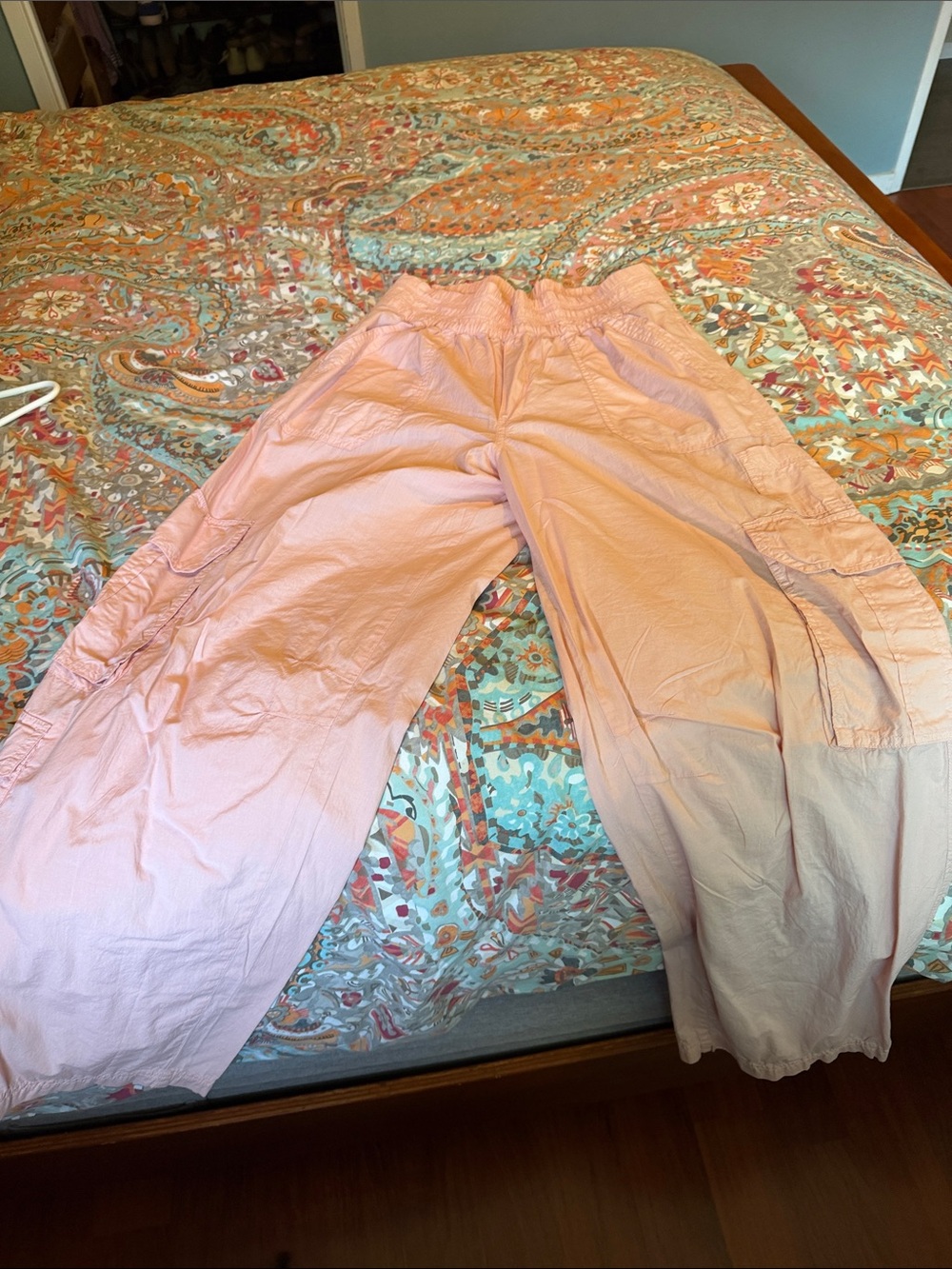 aerie Light Pink Wide Leg Cargo Pants